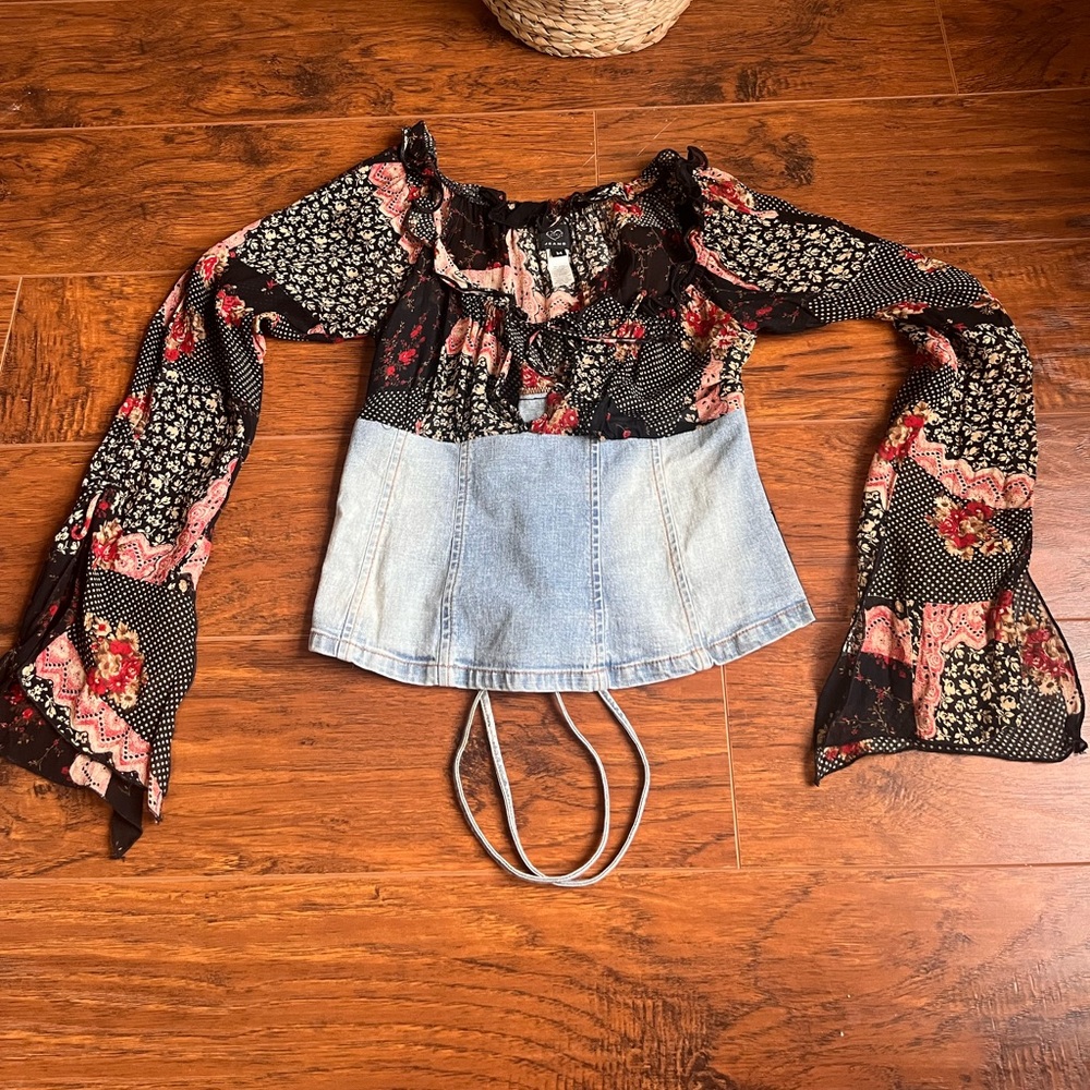 ✨ XOXO Jeans Vintage Y2K Multi Blouse✨